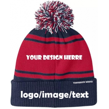 Pom pom beanie
